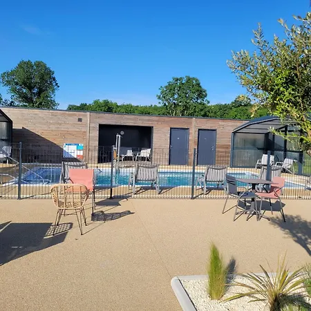 3 Avec Terrasse Calme A - Fr-1-783-48 * Saint-Romain-de-Benet